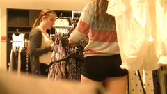 Teens shoppin' (Graz 8)
